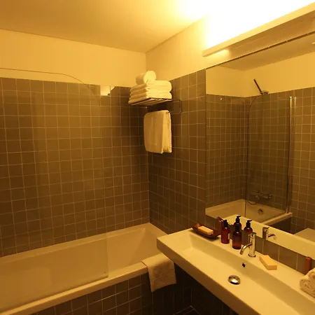 公寓 New - Cardosas